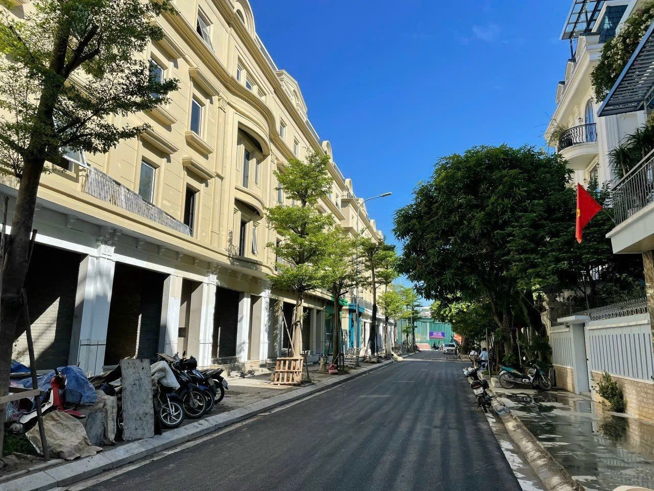 Gỡ nút thắt thị trường BĐS: Hy vọng sáng hơn vào cuối năm 2023 Gỡ nút thắt thị trường BĐS: Hy vọng sáng hơn vào cuối năm 2023