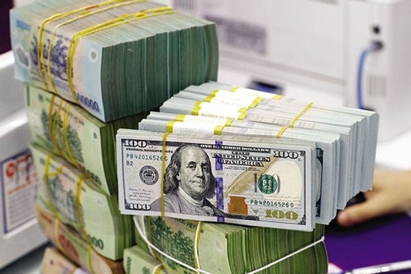 Điểm tin ngân hàng ngày 10/7: Vốn ngoại “ồ ạt” chảy vào chứng khoán và ngân hàng Điểm tin ngân hàng ngày 10/7: Vốn ngoại “ồ ạt” chảy vào chứng khoán và ngân hàng