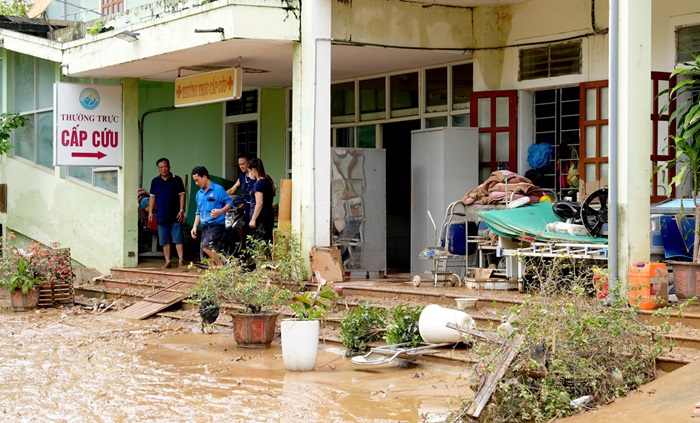 Nghệ An: Khẩn trương khôi phục hoạt động các cơ sở y tế sau mưa lũ Nghệ An: Khẩn trương khôi phục hoạt động các cơ sở y tế sau mưa lũ