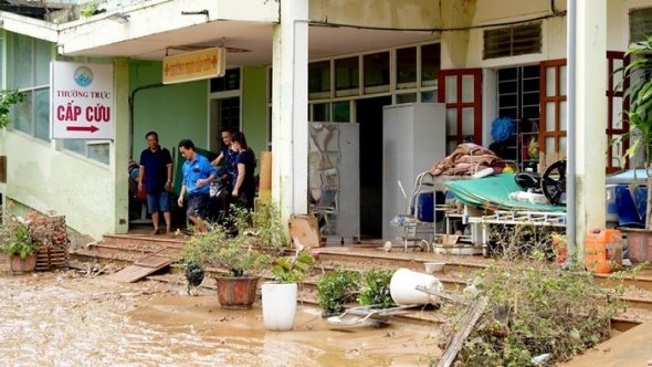 Nghệ An: Khẩn trương khôi phục hoạt động các cơ sở y tế sau mưa lũ