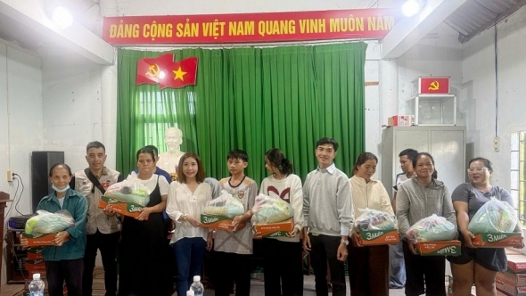 Tạp chí Tự động hóa Ngày nay đồng hành lan tỏa trách nhiệm cộng đồng, cùng người dân có hoàn cảnh khó khăn tại Buôn Đôn