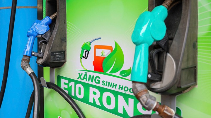 Xăng E10 tăng tốc phủ sóng toàn quốc: Thêm 6 doanh nghiệp tham gia pha chế, nguồn cung tiếp tục được củng cố