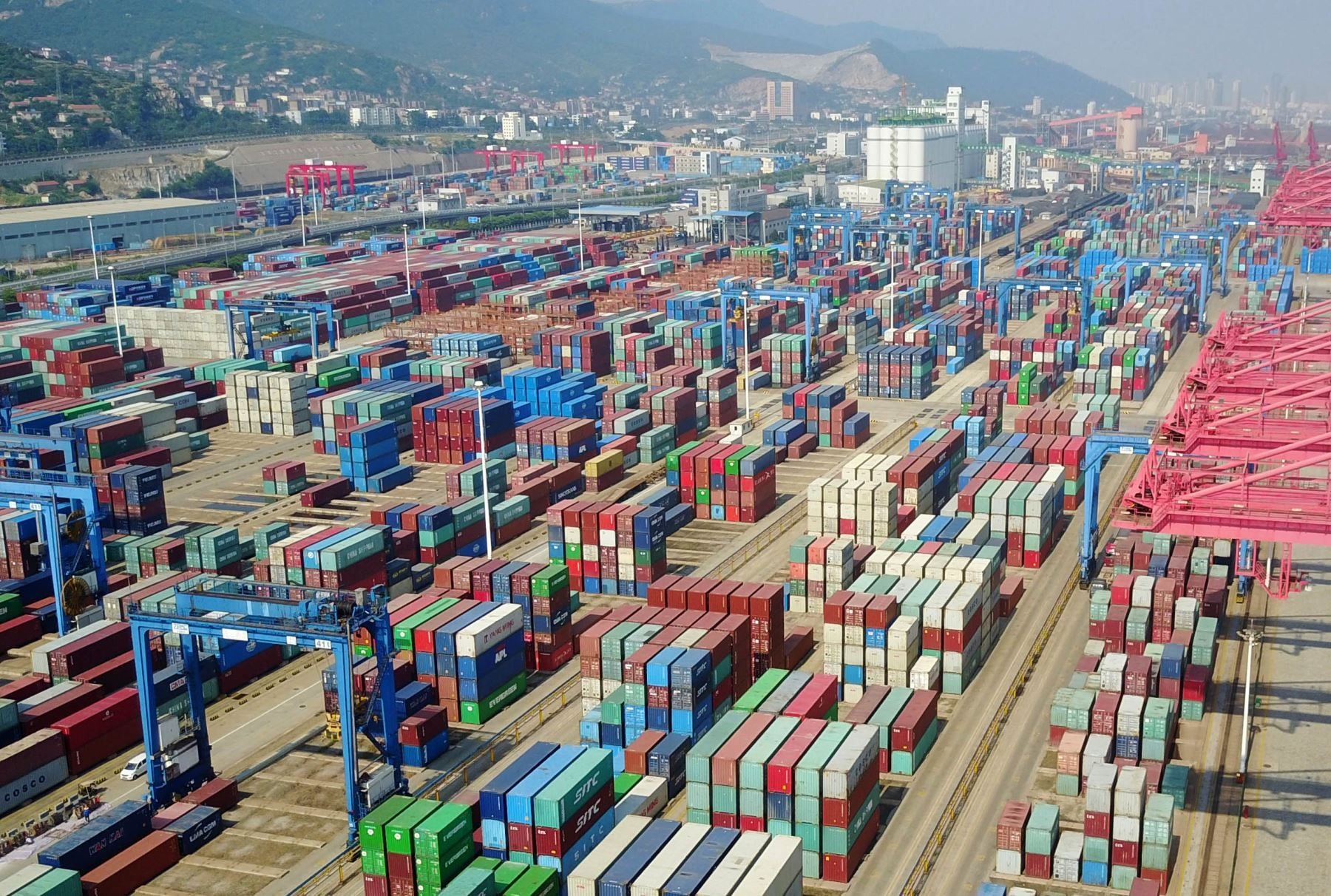 3 kịch bản GDP 2026: Điều gì quyết định mốc tăng trưởng 10%? 3 kịch bản GDP 2026: Điều gì quyết định mốc tăng trưởng 10%?