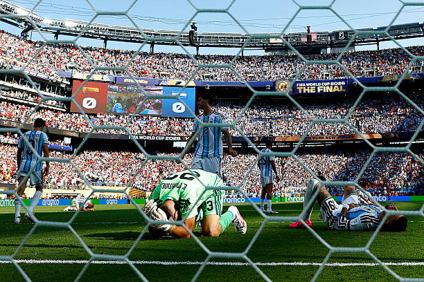 Argentina và vết nhơ tại World Cup 2026: Khi sự kiêu hãnh biến thành nỗi ô nhục Argentina và vết nhơ tại World Cup 2026: Khi sự kiêu hãnh biến thành nỗi ô nhục