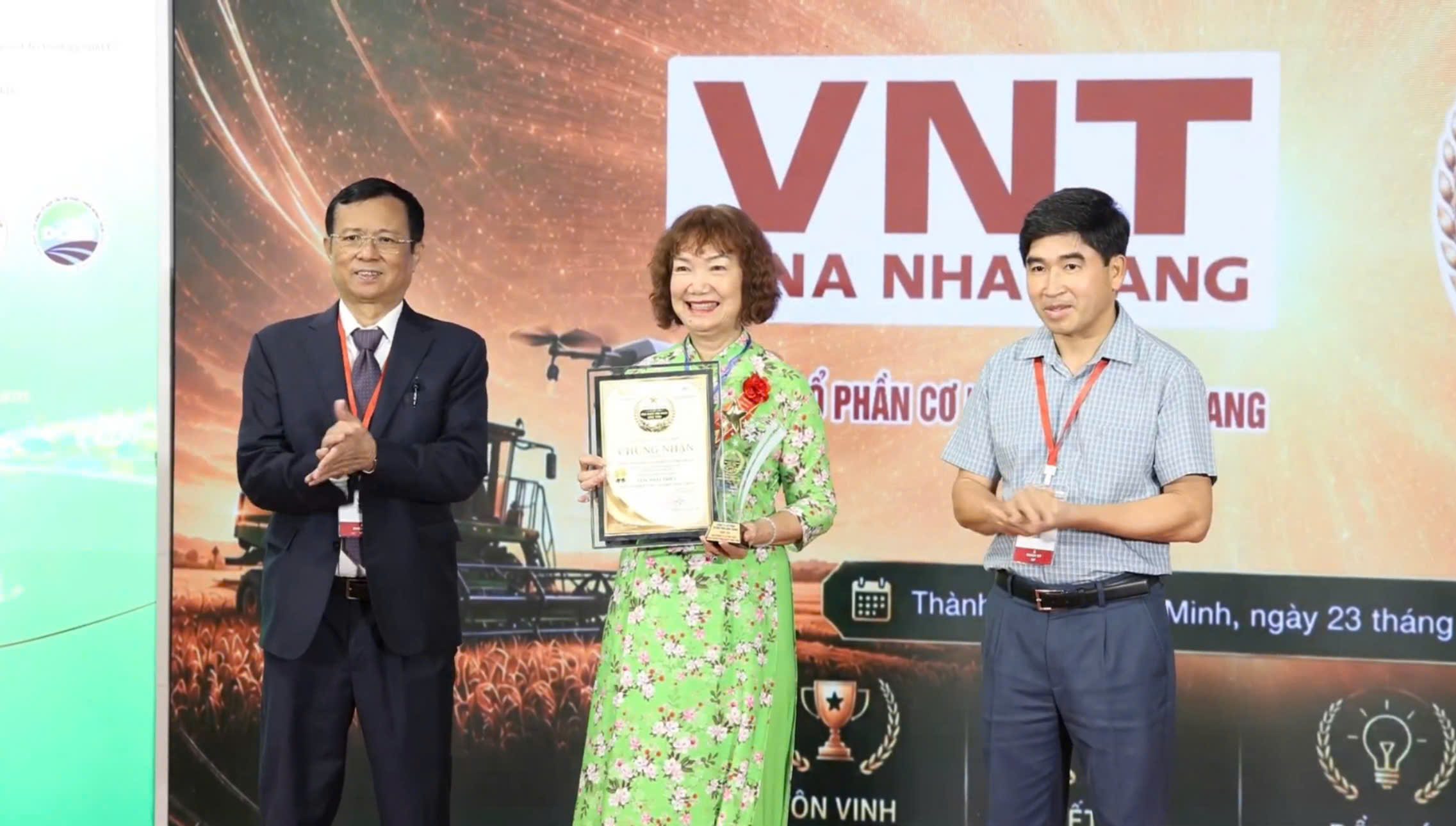 Vinh danh Doanh nghiệp tại CIAME Asia Vietnam 2026: Những dấu ấn tiên phong kiến tạo nền nông nghiệp hiện đại Vinh danh Doanh nghiệp tại CIAME Asia Vietnam 2026: Những dấu ấn tiên phong kiến tạo nền nông nghiệp hiện đại