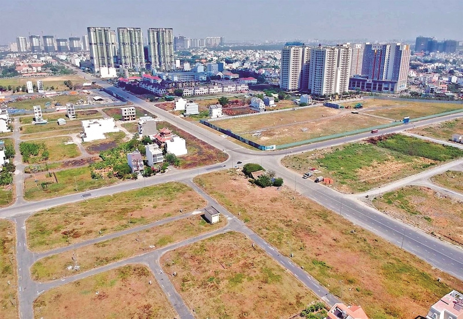 Tin bất động sản ngày 1/8: Bình Dương thu hồi nhiều dự án bất động sản "treo" và chậm tiến độ Tin bất động sản ngày 1/8: Bình Dương thu hồi nhiều dự án bất động sản "treo" và chậm tiến độ