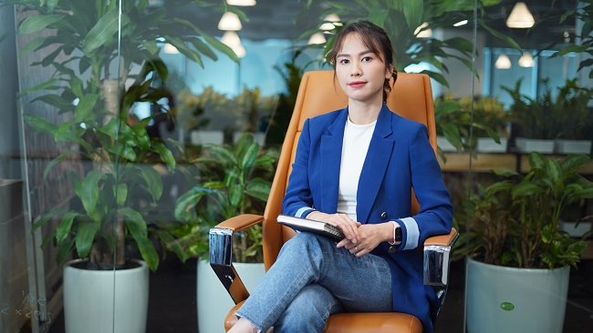 CEO Bizfly Nguyễn Thùy Dung: 'Muốn trụ lại trên thị trường, doanh nghiệp phải chuyển đổi số thành công' CEO Bizfly Nguyễn Thùy Dung: 'Muốn trụ lại trên thị trường, doanh nghiệp phải chuyển đổi số thành công'
