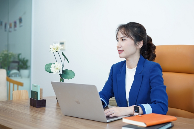 CEO Bizfly Nguyễn Thùy Dung: 'Muốn trụ lại trên thị trường, doanh nghiệp phải chuyển đổi số thành công' CEO Bizfly Nguyễn Thùy Dung: 'Muốn trụ lại trên thị trường, doanh nghiệp phải chuyển đổi số thành công'