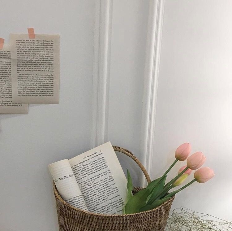 Tử vi 12 con giáp ngày 9/8/2022: Tuổi Tỵ khá bình ổn, tuổi Ngọ suy nghĩ tiêu cực