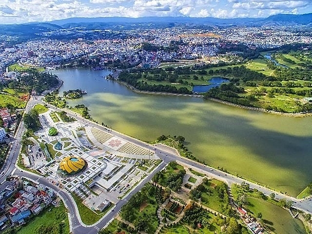 Tin bất động sản ngày 9/8: Quảng Nam thu hồi chủ trương đầu tư 2 dự án quy mô hơn 400ha Tin bất động sản ngày 9/8: Quảng Nam thu hồi chủ trương đầu tư 2 dự án quy mô hơn 400ha