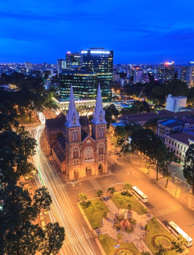 Những góc ảnh lung linh của Sài Gòn hoa lệ