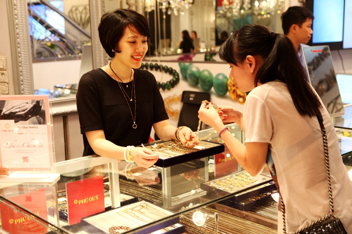 Giá vàng hôm nay 15/8 giao dịch thận trọng ở mức 1.800 USD/Ounce