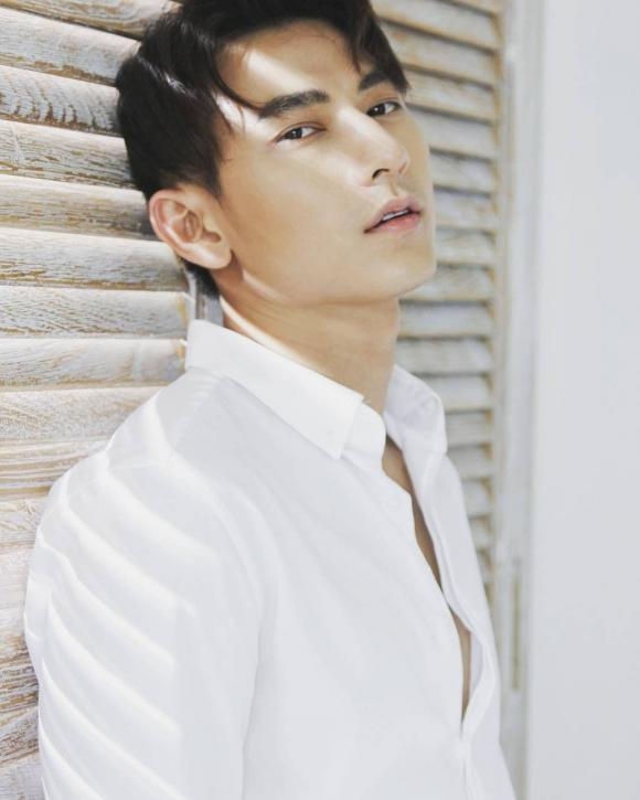 Sao Việt hôm nay 18/8: Hoa hậu Thùy Tiên khoe sắc với tóc mái cực lạ Sao Việt hôm nay 18/8: Hoa hậu Thùy Tiên khoe sắc với tóc mái cực lạ