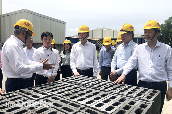 Công ty Vedan tiếp tục quan tâm đến công tác bảo vệ môi trường Công ty Vedan tiếp tục quan tâm đến công tác bảo vệ môi trường