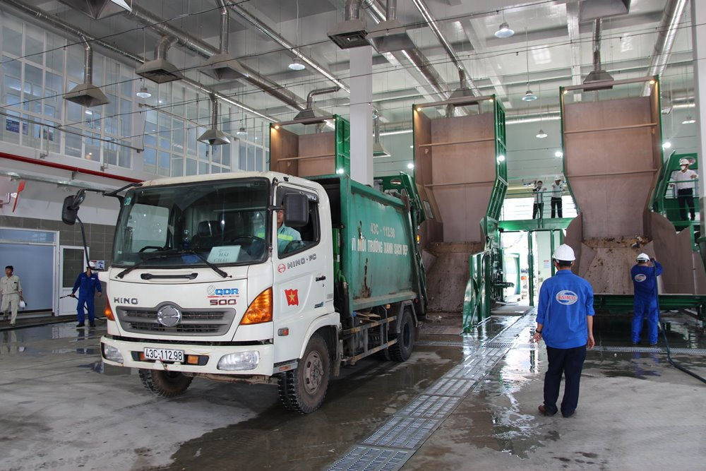 Xử lý rác thải đô thị: Bao giờ thay thế chôn lấp lạc hậu, kém vệ sinh?