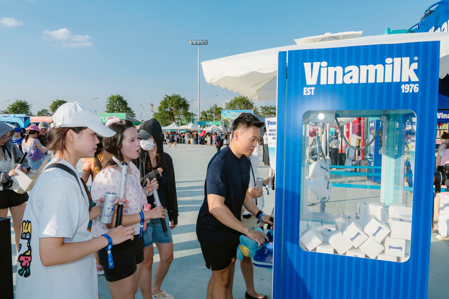 Vinamilk "quẫy" hết mình cùng 50.000 khán giả tại V-Concert và V-Fest Vinamilk "quẫy" hết mình cùng 50.000 khán giả tại V-Concert và V-Fest