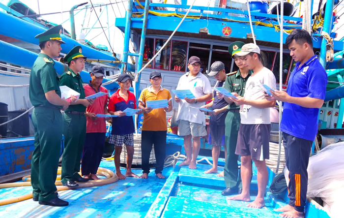 Kiên quyết xử phạt các tàu cá vi phạm ở mức cao nhất Kiên quyết xử phạt các tàu cá vi phạm ở mức cao nhất