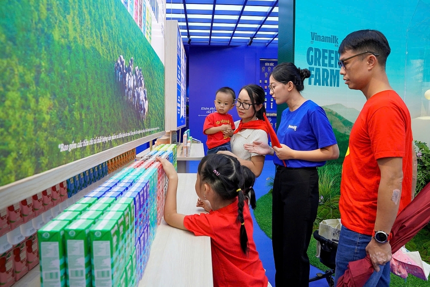 Vinamilk tạo điểm nhấn tại triển lãm thành tựu đất nước 80 năm Vinamilk tạo điểm nhấn tại triển lãm thành tựu đất nước 80 năm