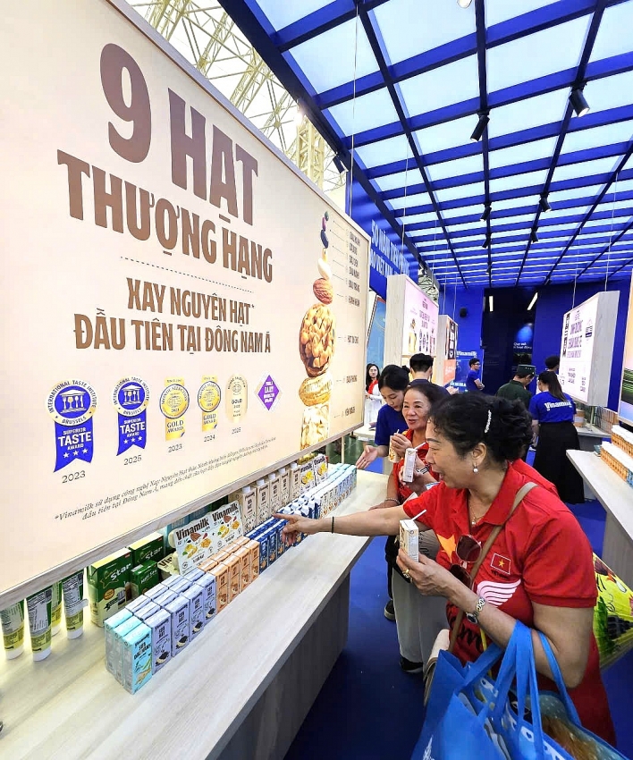 Vinamilk tạo điểm nhấn tại triển lãm thành tựu đất nước 80 năm Vinamilk tạo điểm nhấn tại triển lãm thành tựu đất nước 80 năm