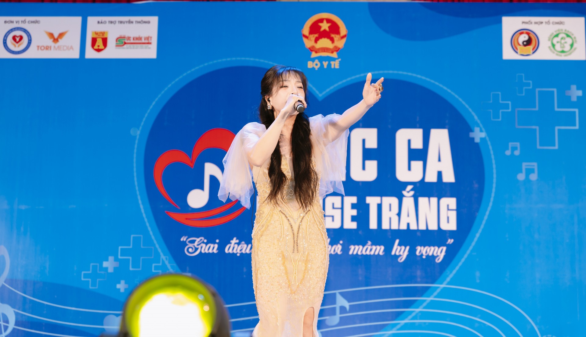 Khúc Ca Blouse Trắng 2026": Giai Điệu Từ Tâm Khơi Mầm Hy Vọng Tại Bệnh Viện Bạch Mai Cơ Sở Ninh Bình Khúc Ca Blouse Trắng 2026