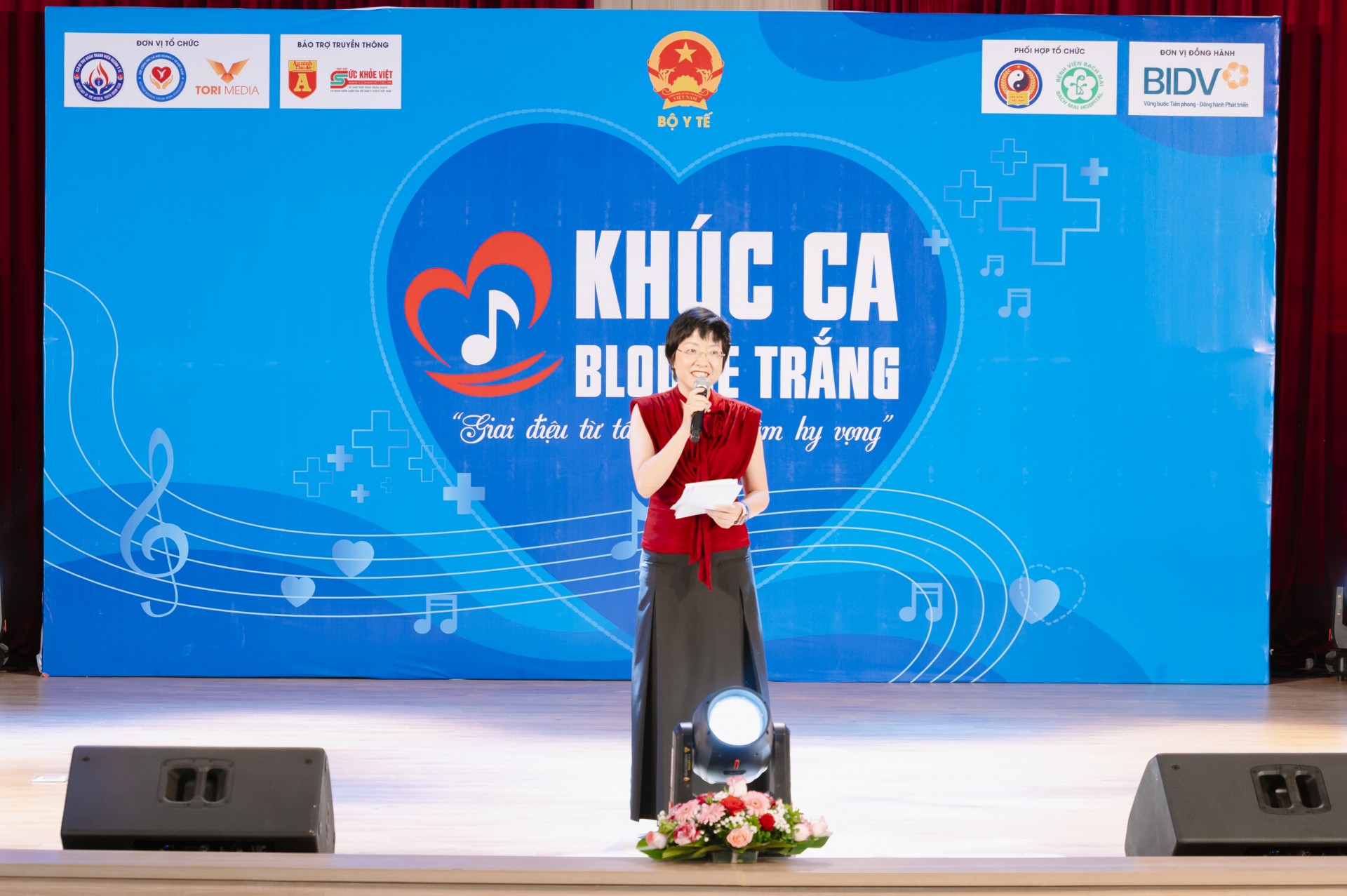 Khúc Ca Blouse Trắng 2026": Giai Điệu Từ Tâm Khơi Mầm Hy Vọng Tại Bệnh Viện Bạch Mai Cơ Sở Ninh Bình Khúc Ca Blouse Trắng 2026