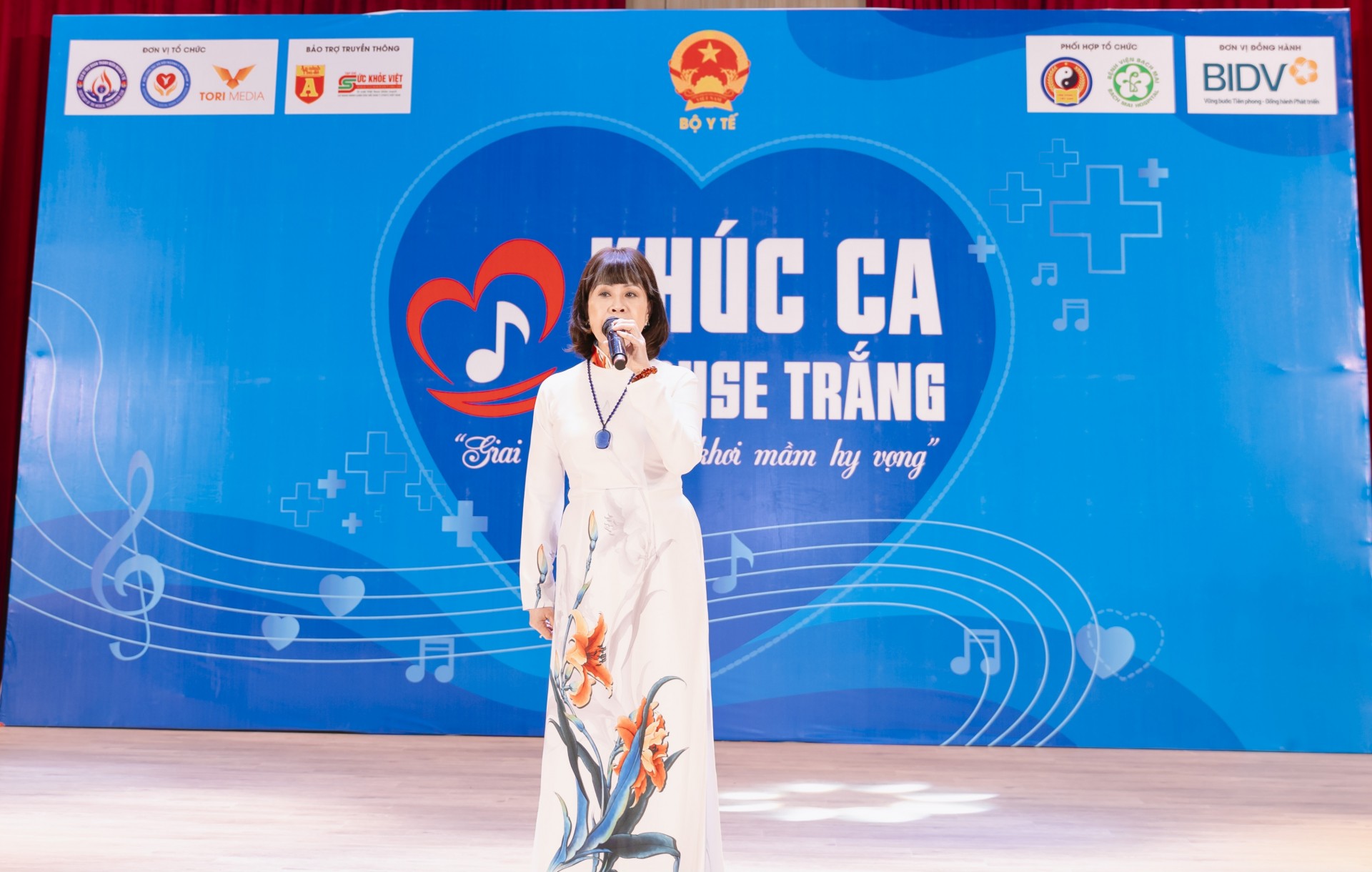 Khúc Ca Blouse Trắng 2026": Giai Điệu Từ Tâm Khơi Mầm Hy Vọng Tại Bệnh Viện Bạch Mai Cơ Sở Ninh Bình Khúc Ca Blouse Trắng 2026