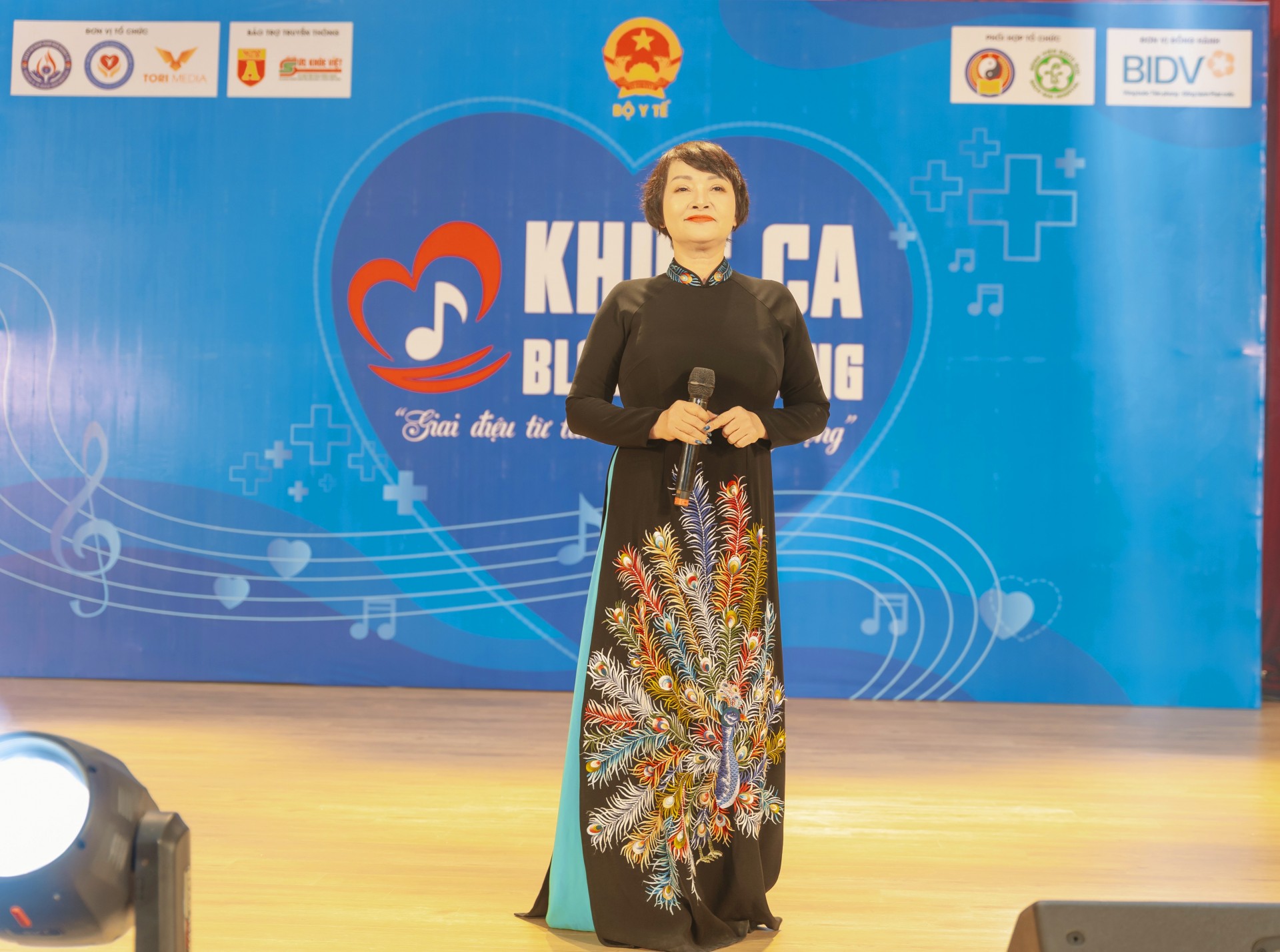 Khúc Ca Blouse Trắng 2026": Giai Điệu Từ Tâm Khơi Mầm Hy Vọng Tại Bệnh Viện Bạch Mai Cơ Sở Ninh Bình Khúc Ca Blouse Trắng 2026