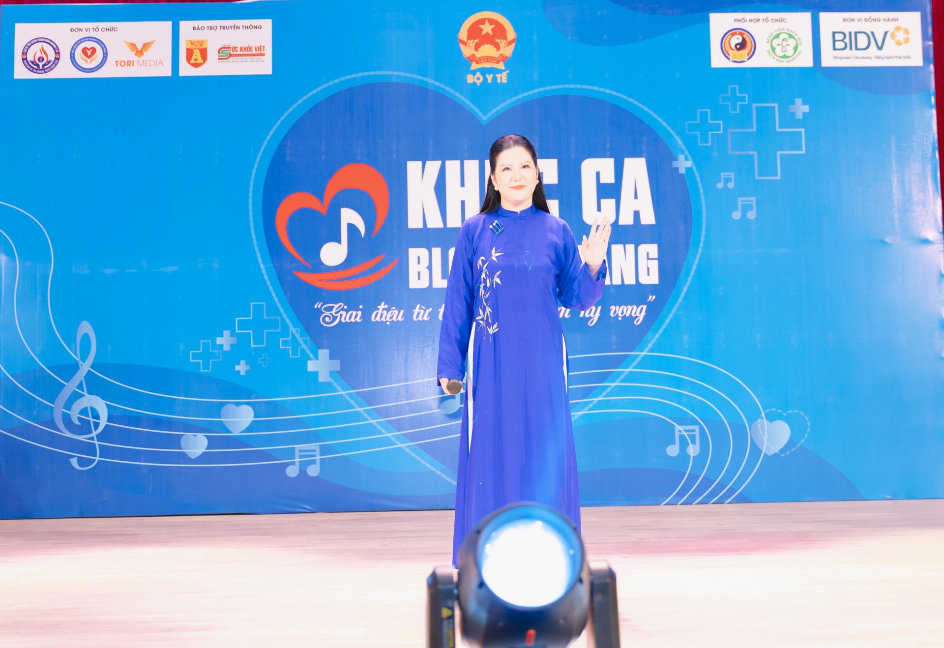 Khúc Ca Blouse Trắng 2026": Giai Điệu Từ Tâm Khơi Mầm Hy Vọng Tại Bệnh Viện Bạch Mai Cơ Sở Ninh Bình Khúc Ca Blouse Trắng 2026