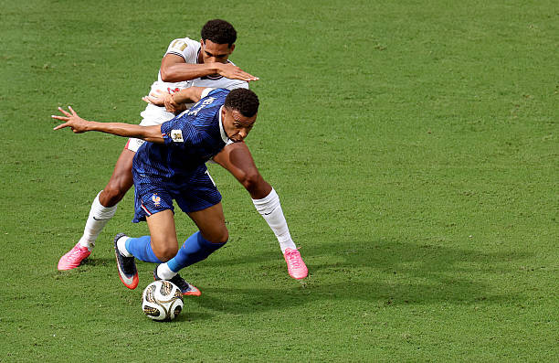 Arsenal nhắm trung vệ trẻ Jarell Quansah nhằm giải bài toán chấn thương William Saliba Arsenal nhắm trung vệ trẻ Jarell Quansah nhằm giải bài toán chấn thương William Saliba