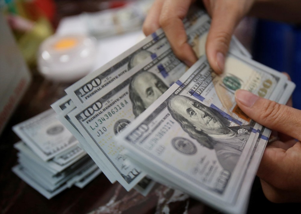 Tỷ giá ngoại tệ hôm nay 26/8: Đồng USD quay đầu giảm