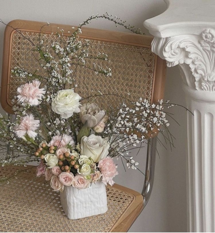 Tử vi tuần mới 5/9 - 11/9/2022 của 12 con giáp: Tuổi Dậu được nâng đỡ, tuổi Tý gặp khó khăn