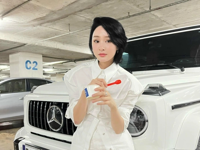 Hiền Hồ chính thức trở lại "đường đua" showbiz Hiền Hồ chính thức trở lại "đường đua" showbiz