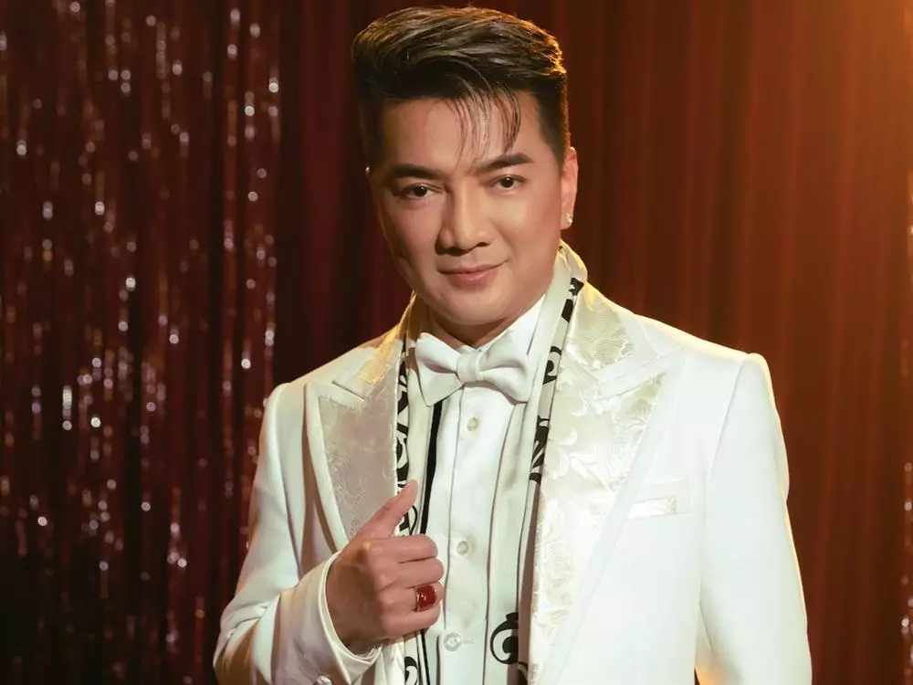 Đàm Vĩnh Hưng được xác định là bị hại trong vụ bà Nguyễn Phương Hằng