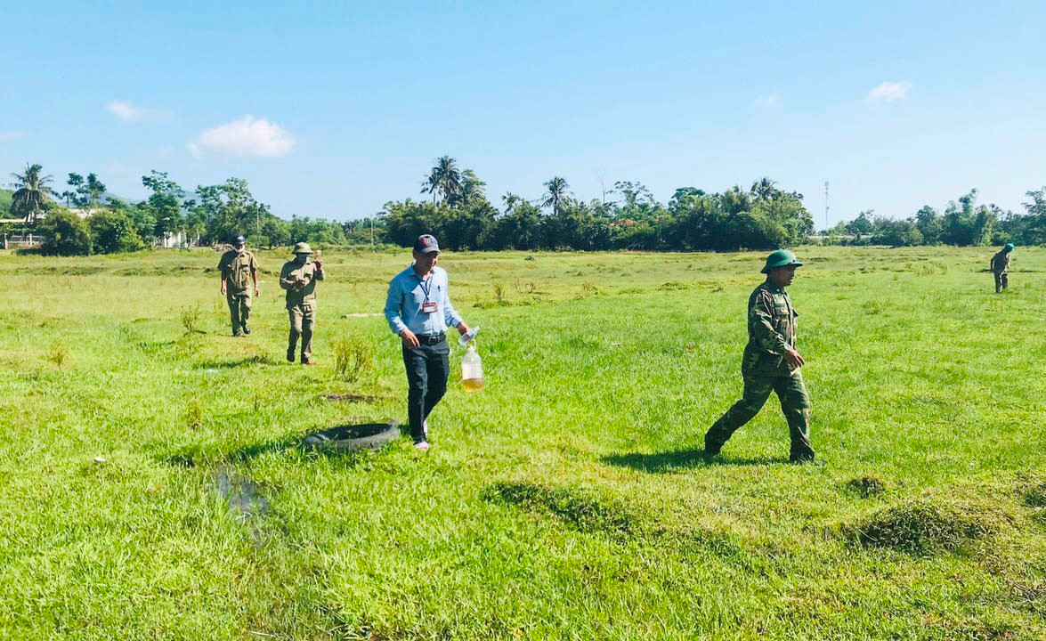 Thừa Thiên – Huế: Tiêu hủy hàng ngàn dụng cụ bẫy chim hoang dã Thừa Thiên – Huế: Tiêu hủy hàng ngàn dụng cụ bẫy chim hoang dã