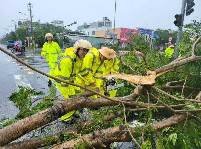 Từ cơn bão số 4: Đủ năng lực, sẵn sàng ứng phó với những cơn bão tương tự hoặc lớn hơn Từ cơn bão số 4: Đủ năng lực, sẵn sàng ứng phó với những cơn bão tương tự hoặc lớn hơn