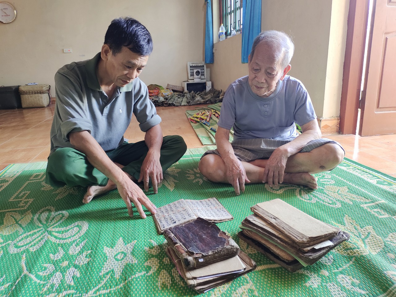 Người gìn giữ ngôn ngữ và lan tỏa văn hóa Tày Người gìn giữ ngôn ngữ và lan tỏa văn hóa Tày