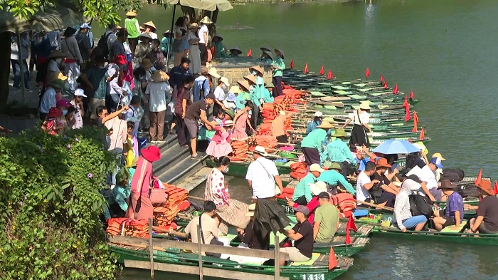 Nhiều điểm đến thu hút đông đảo du khách dịp nghỉ lễ Quốc khánh