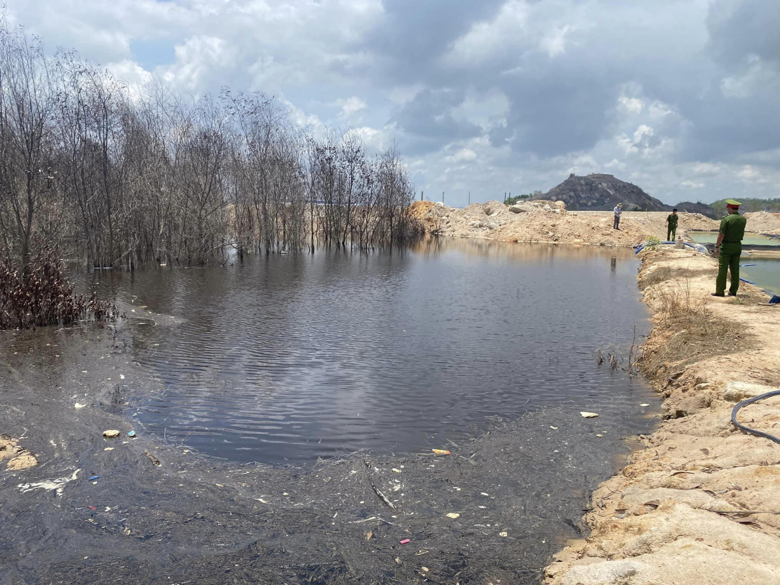 Công ty Kbec Vina bị xử phạt hơn 1,5 tỷ đồng vì xả thải "bậy" Công ty Kbec Vina bị xử phạt hơn 1,5 tỷ đồng vì xả thải "bậy"