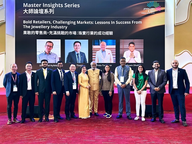 ‘Nữ tướng ngành kim hoàn’ Việt Nam được vinh danh Extraordinary 40 tại JWA 2023 ‘Nữ tướng ngành kim hoàn’ Việt Nam được vinh danh Extraordinary 40 tại JWA 2023