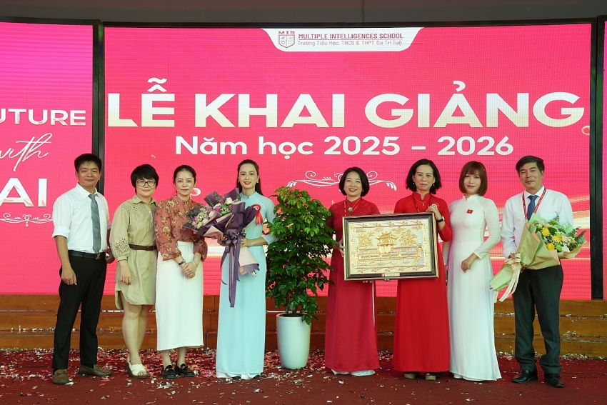 Năm học mới tại MIS: Vững bước với trí tuệ, lan tỏa bằng trái tim Năm học mới tại MIS: Vững bước với trí tuệ, lan tỏa bằng trái tim