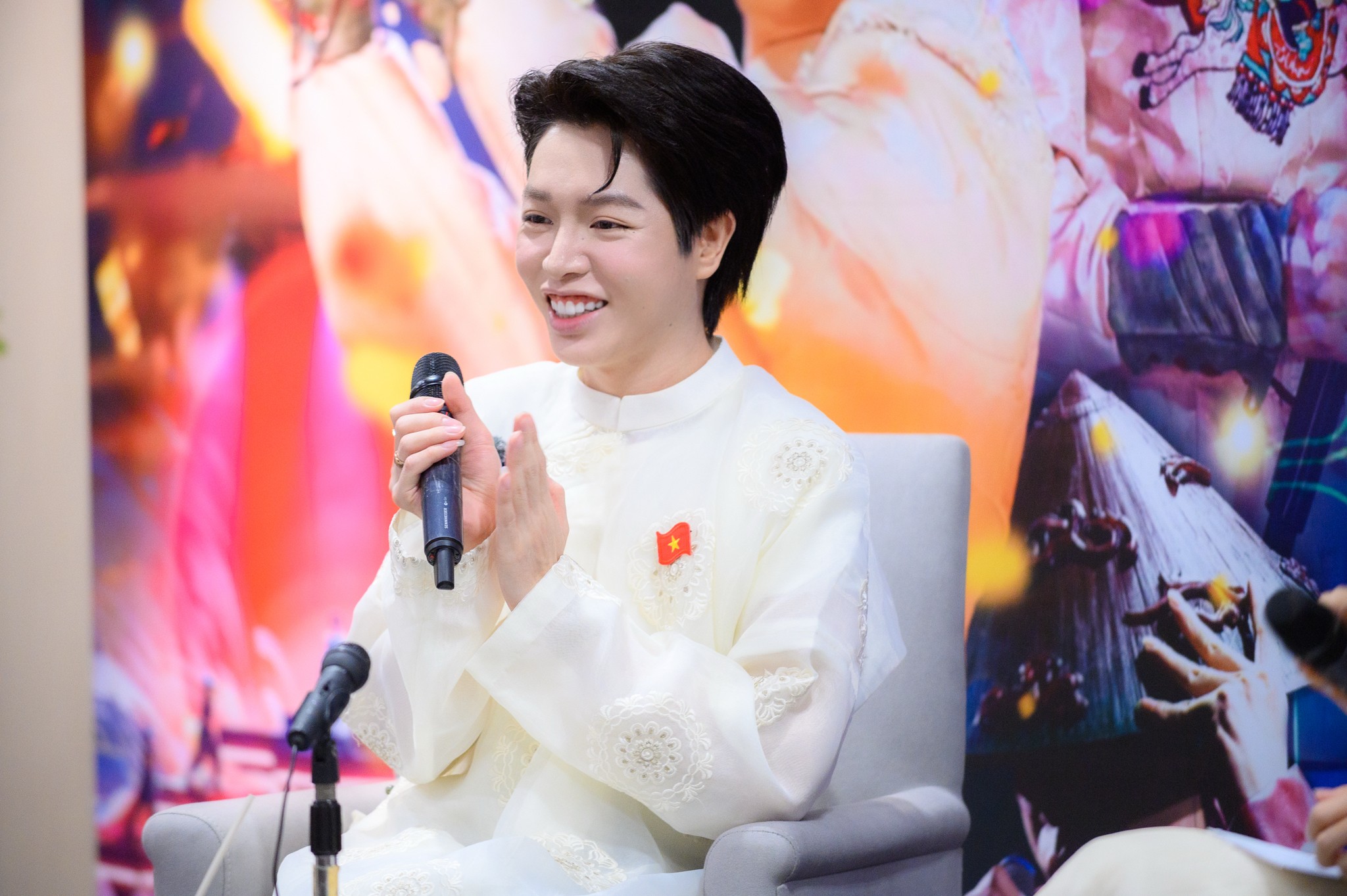 Đức Phúc trích 1 tỷ đồng làm thiện nguyện tại Việt Nam sau chiến thắng Intervison 2025 Đức Phúc trích 1 tỷ đồng làm thiện nguyện tại Việt Nam sau chiến thắng Intervison 2025