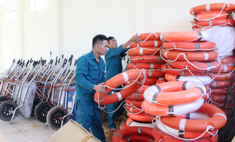Huế yêu cầu sẵn sàng lực lượng, phương tiện, chủ động ứng phó hiệu quả thiên tai