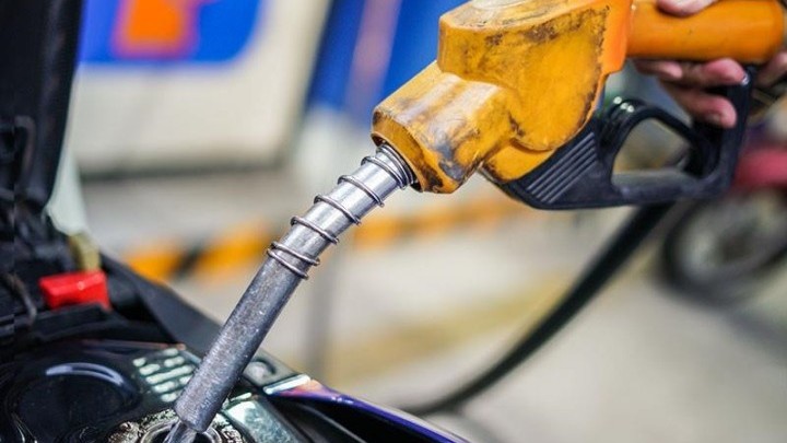 Giá xăng, dầu tăng, có loại lên gần mức 30.000 đồng/lít