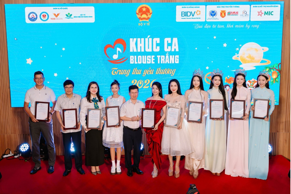 Rộn ràng và ấm áp Chương trình Nghệ thuật thiện nguyện “Khúc ca Blouse trắng – Trung thu yêu thương 2026” tại Bệnh viện Nhi Trung Ương