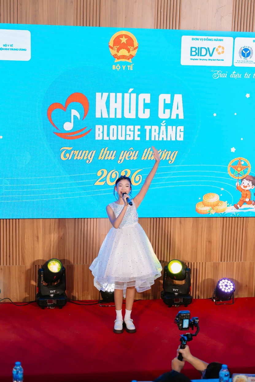 Rộn ràng và ấm áp Chương trình Nghệ thuật thiện nguyện “Khúc ca Blouse trắng – Trung thu yêu thương 2026” tại Bệnh viện Nhi Trung Ương
