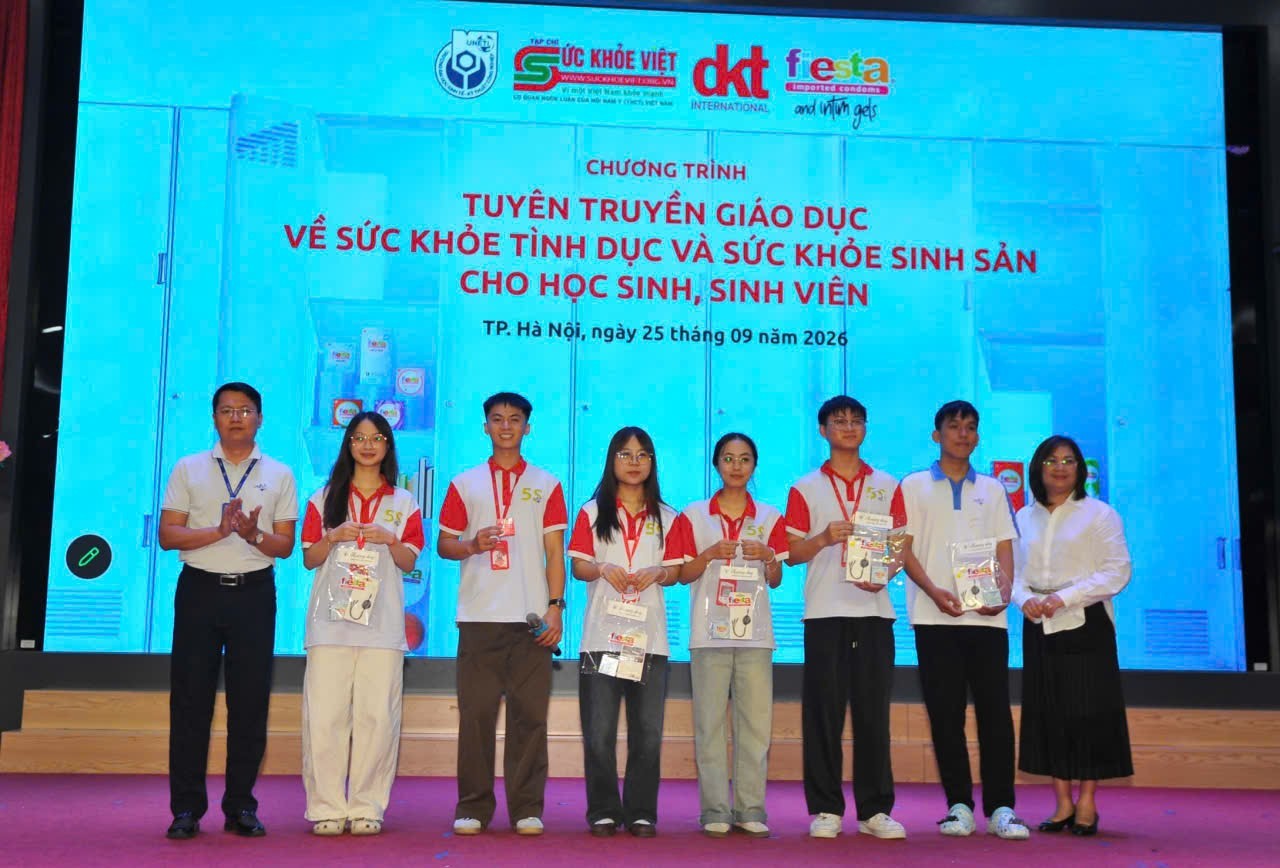 Trang bị kiến thức sức khỏe sinh sản cho giới trẻ: Khi