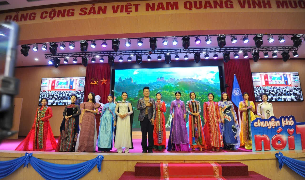 Trang bị kiến thức sức khỏe sinh sản cho giới trẻ: Khi