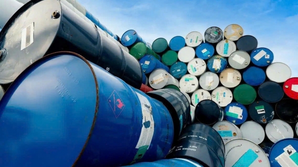 Giá xăng dầu hôm nay 27/9: Brent tăng nhẹ, WTI giảm mạnh trong tuần