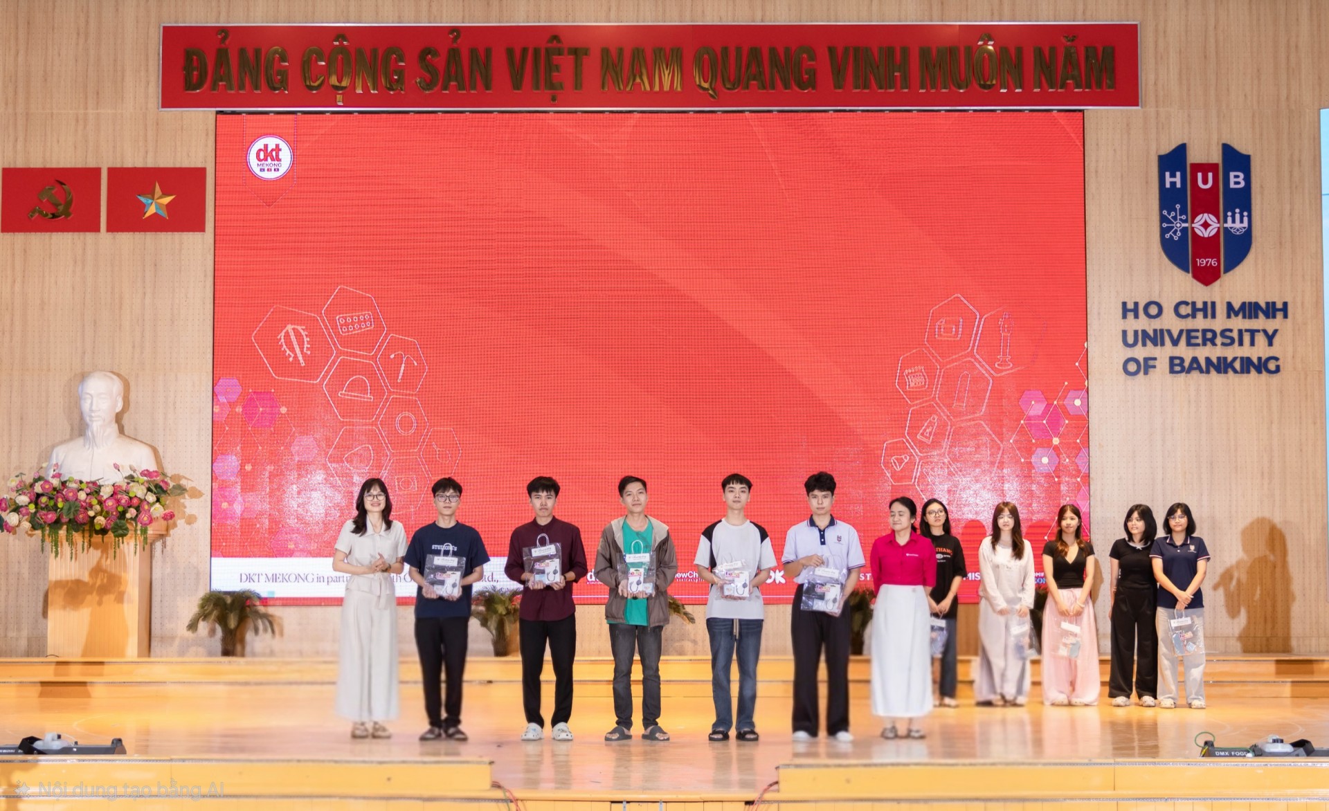Trường Đại học Ngân hàng TP.HCM với chương trình truyền thông giáo dục Sức khỏe Tình dục và Sức khỏe Sinh sản “Chuyện khó nói to” Trường Đại học Ngân hàng TP.HCM với chương trình truyền thông giáo dục Sức khỏe Tình dục và Sức khỏe Sinh sản “Chuyện khó nói to”