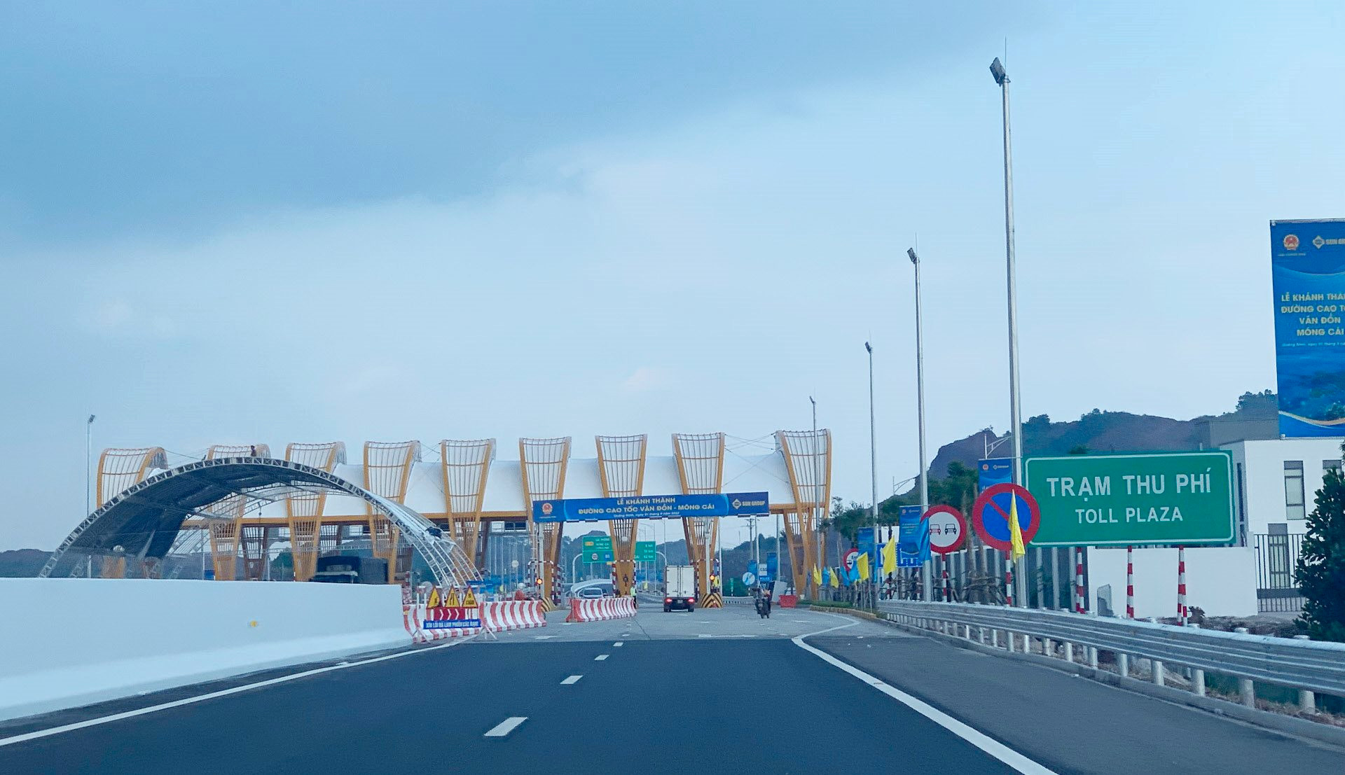 Thu phí cao tốc Vân Đồn- Móng Cái từ ngày 5/10